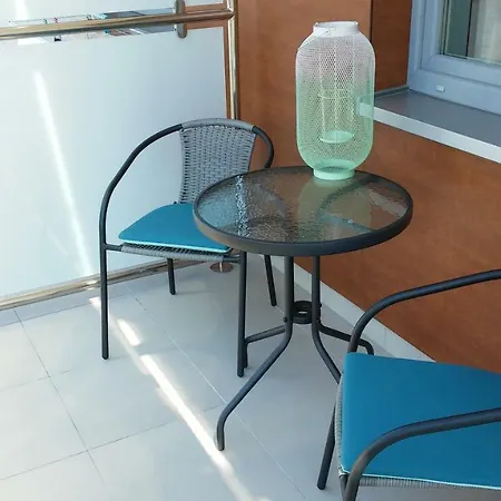 Sunny Apartment *